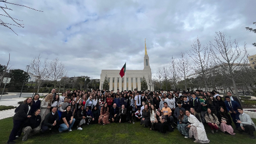Atividade inter-estacas “Corações ao Templo” mobiliza juventude no Templo de Lisboa